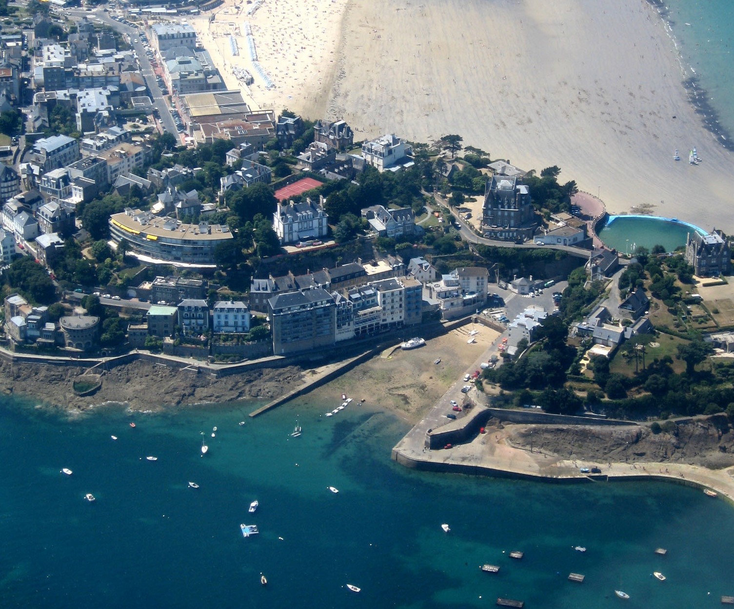 Illustration : Dinard vu du ciel